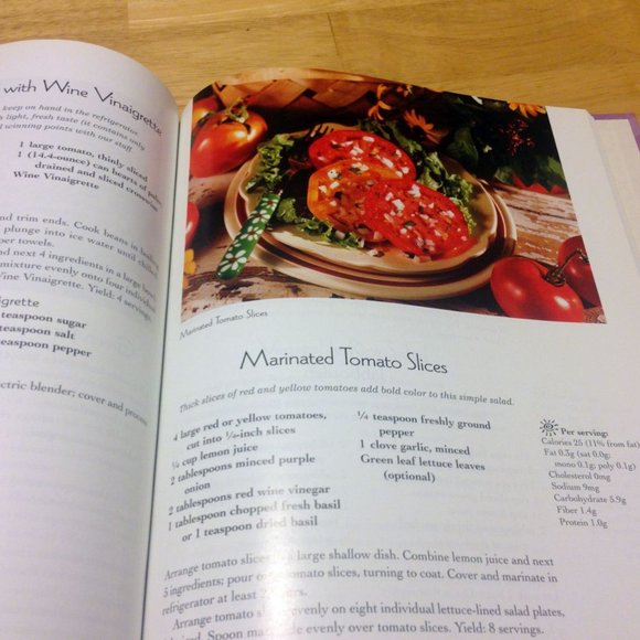 Southern Living Best of Low-Fat Low-Calorie - Picture 3 of 10